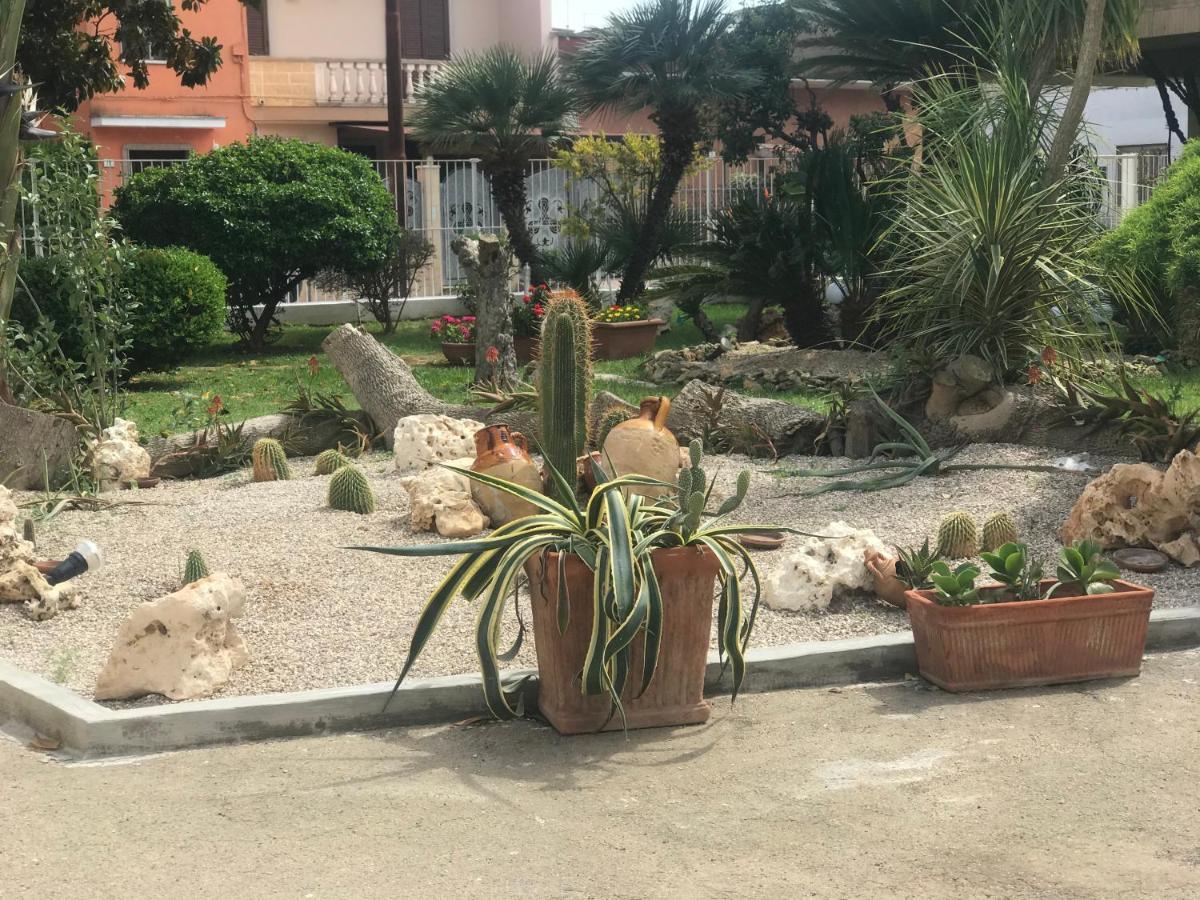 Bed and Breakfast Viro House Squinzano Exterior foto