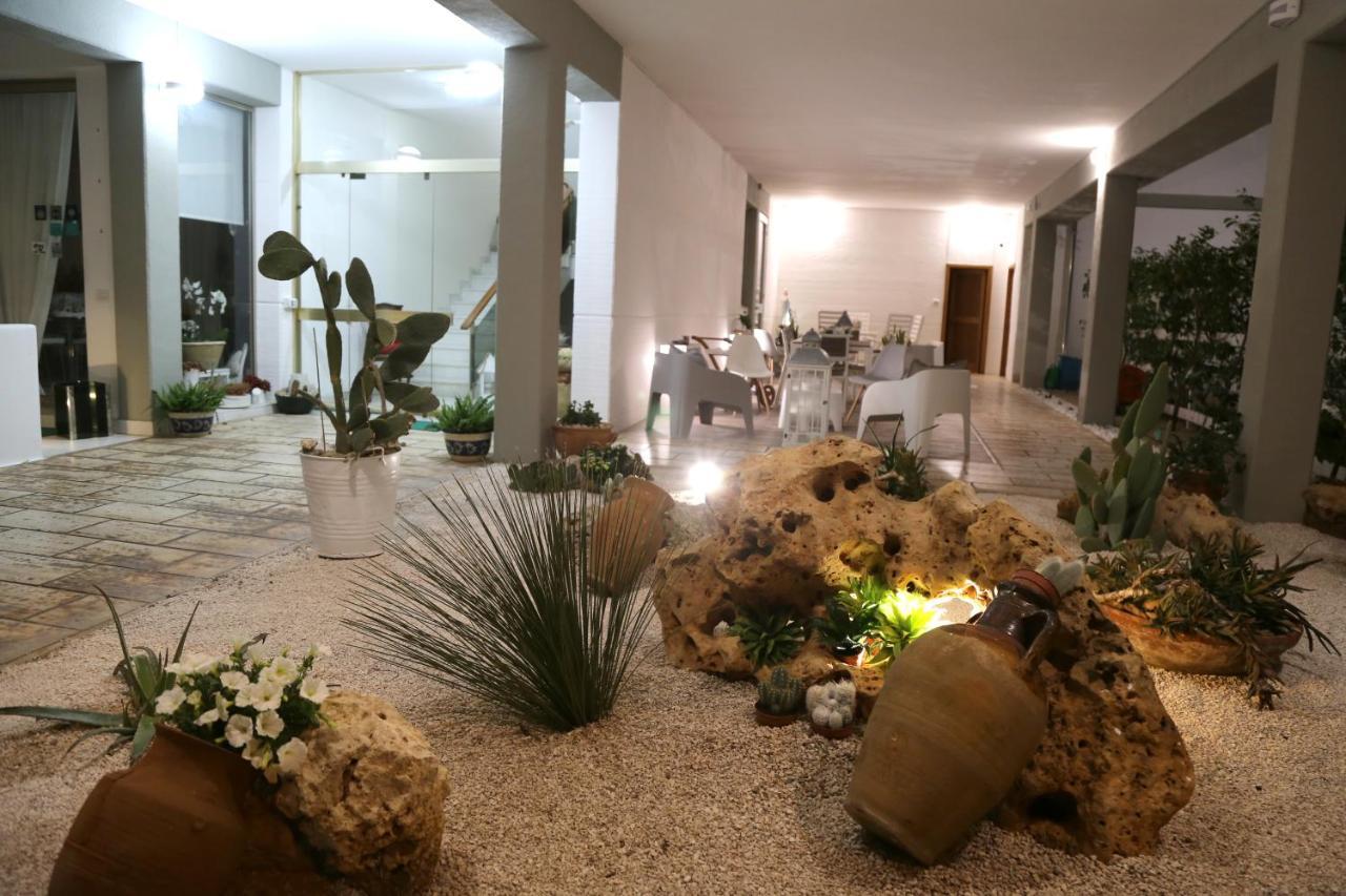 Bed and Breakfast Viro House Squinzano Exterior foto