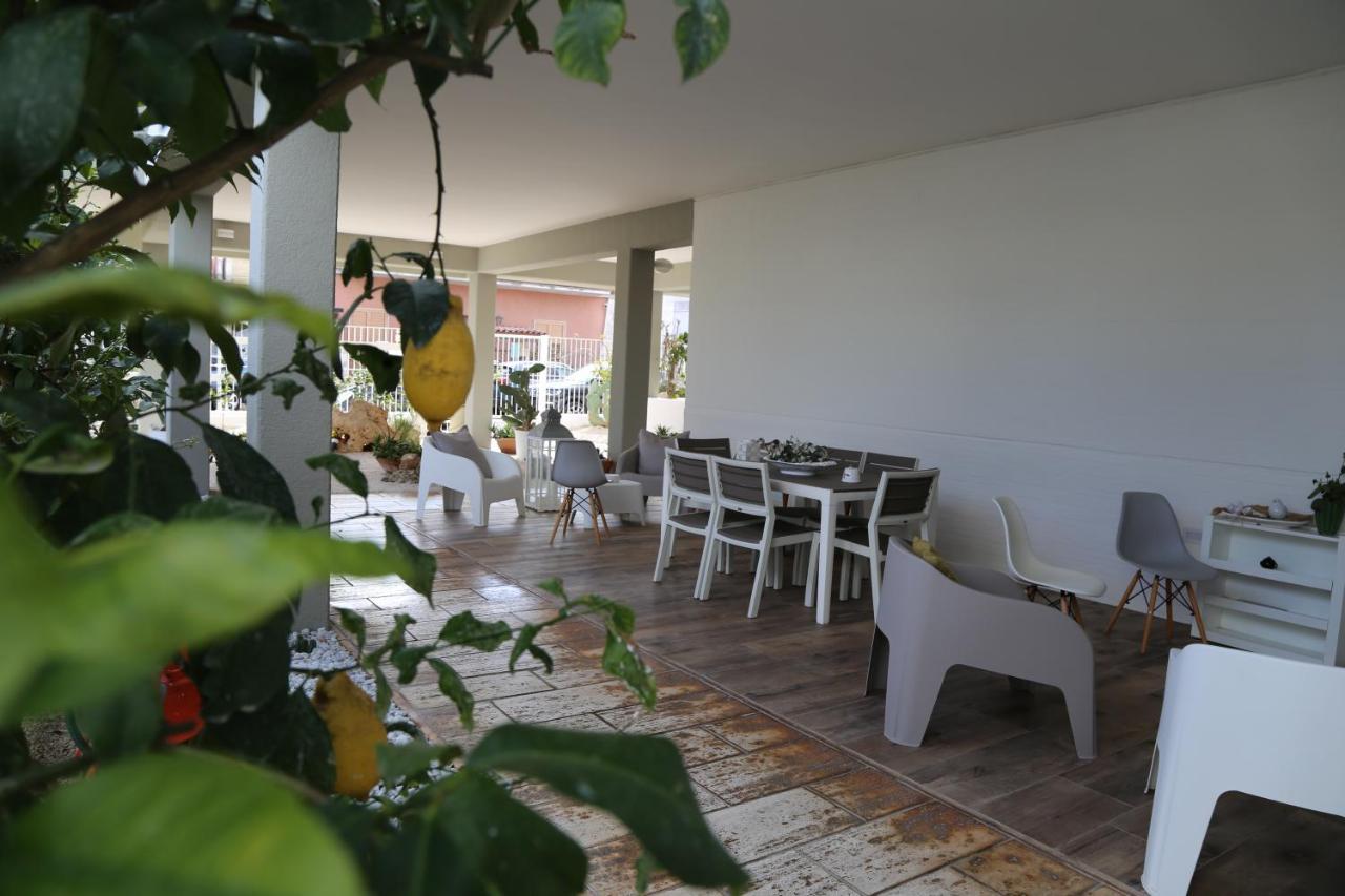 Bed and Breakfast Viro House Squinzano Exterior foto