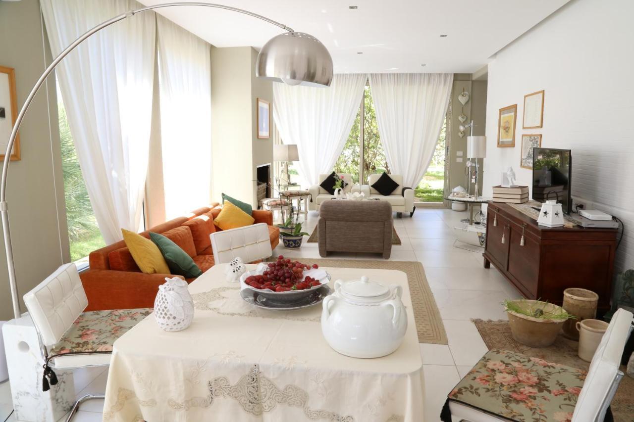 Bed and Breakfast Viro House Squinzano Exterior foto